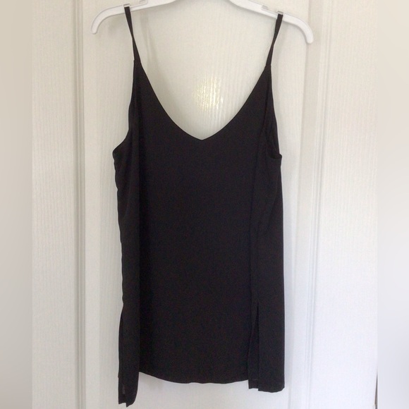 Women’s black size 8 camisole. - Picture 1 of 3